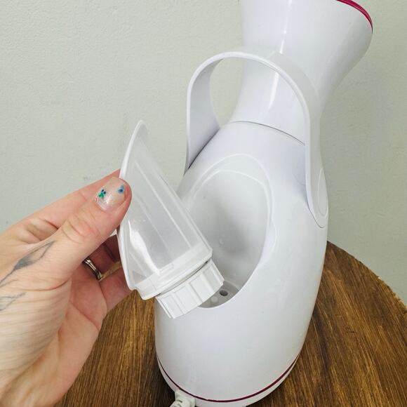 Body Care Pink And White Facial Steamer - Picture 7 of 8